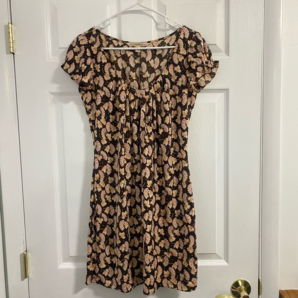 Diane Von Furstenberg Vintage Silk Floral Fan Y2K Mini Dress